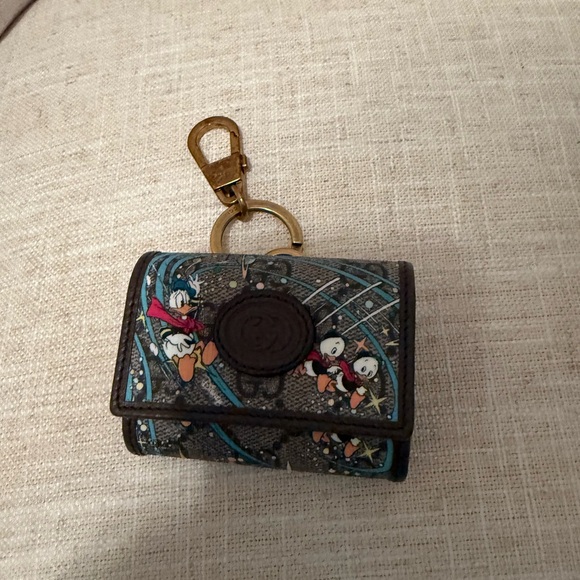 Gucci /Disney AirPod case - Picture 1 of 4